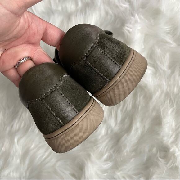 Vionic | Men’s Jerome Casual Sneakers Olive Green Suede Shoes Unisex Flat Size 7 - Picture 10 of 10